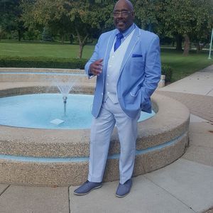 Meet your Posher, Edward